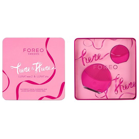 Here & There Gift Set, Foreo Ihonpuhdistus