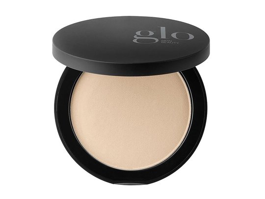 Pressed Base, 9 g Glo Skin Beauty Meikkivoide